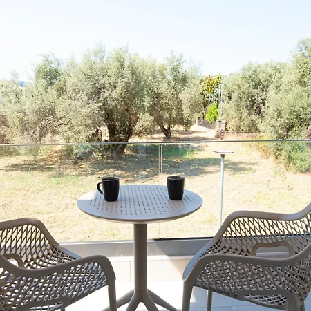 Liokambos アパート