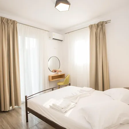 Liokambos Lefkada City
